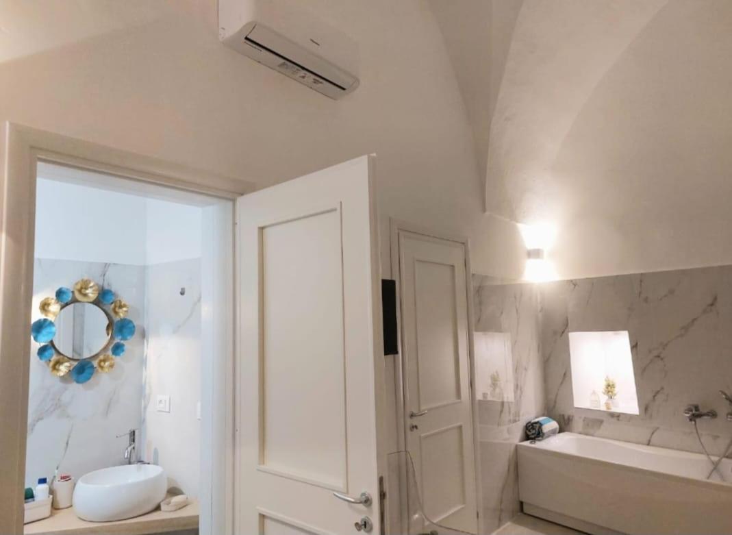Corte Petricore Apartment Taviano  Luaran gambar