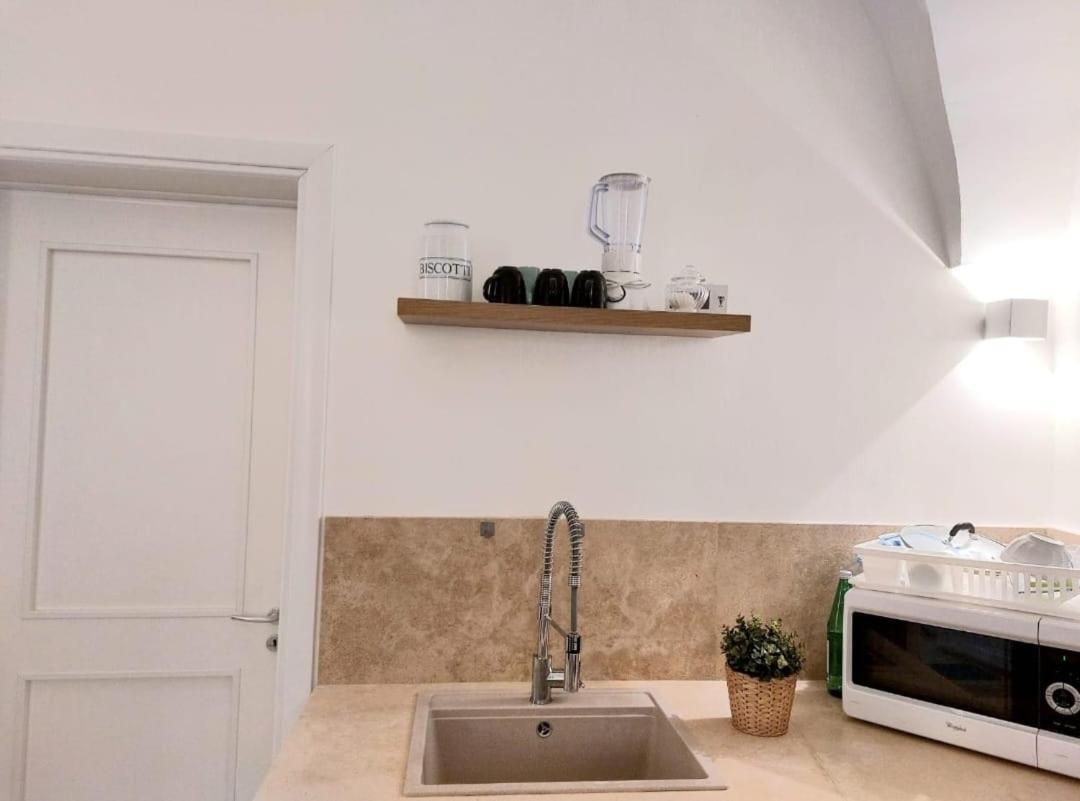 Corte Petricore Apartment Taviano  Luaran gambar
